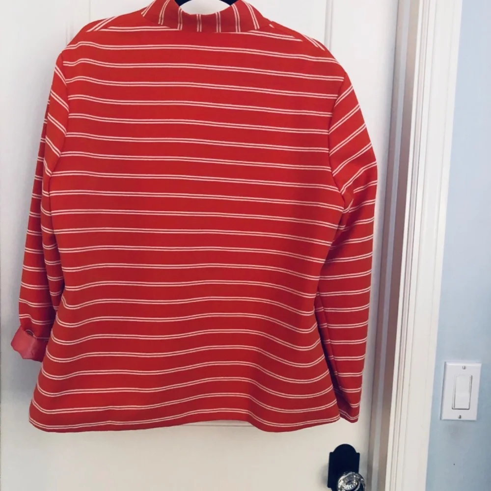 Jacket - Picture 3 of 3